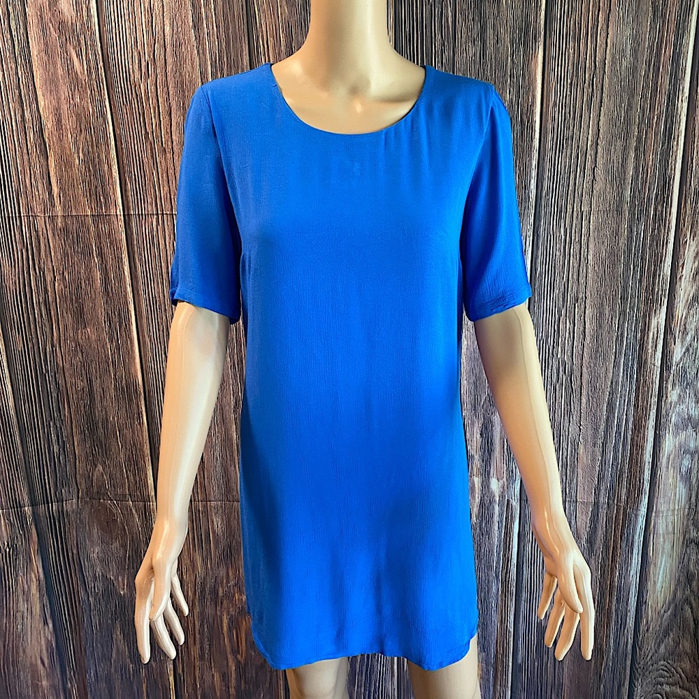 Daniel Rainn size small electric blue cute basic contemporary dress